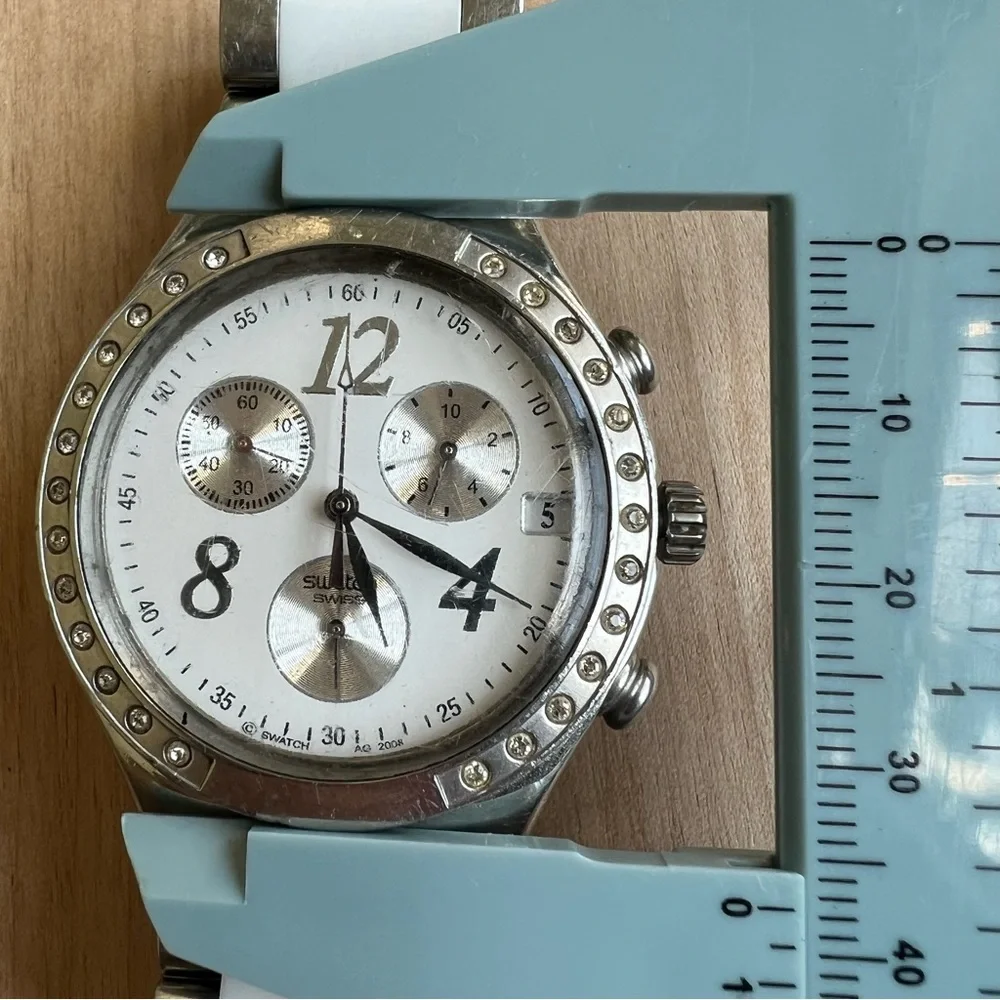 Swatch Irony YCS511GC Dreamwhite Chronograph Wristwatch With Date NEW BATTERY
